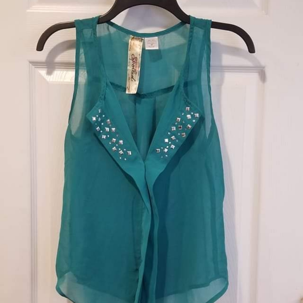 Vneck sequin tank top